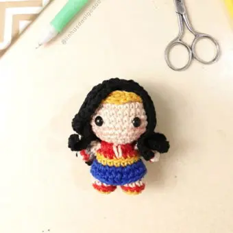 pdf-mini-mulher-maravilha-dc-comics